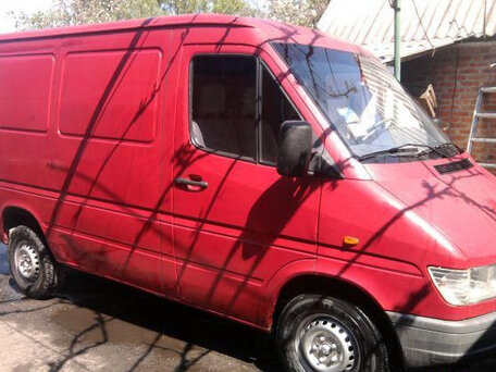 1999 Mercedes-Benz Sprinter, пурпурный, 350000 рублей, вид 1