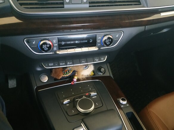 2018 Audi Q5 II (FY), белый, 4300000 рублей - вид 10
