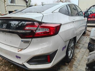 2018 Honda Clarity Plug-in Hybrid II, белый, 790000 рублей, вид 3