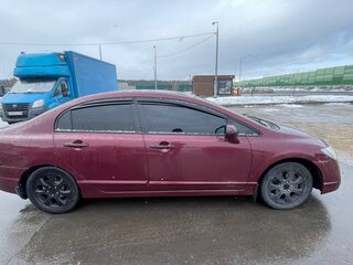 2008 Honda Civic VIII, красный, 750000 рублей, вид 3