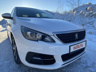 2019 Peugeot 308 II Рестайлинг, белый, 1500000 рублей, вид 1