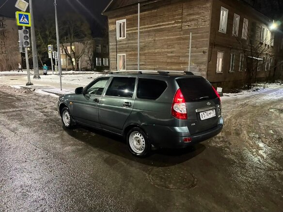 2011 Lada (ВАЗ) Priora I, серый, 200000 рублей - вид 4