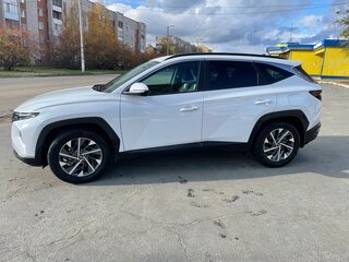 2022 Hyundai Tucson IV, белый, 3500000 рублей, вид 3