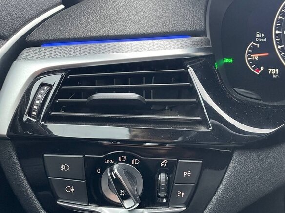 2019 BMW 5 серии 520d VII (G30/G31/G38), серый, 3790000 рублей - вид 12