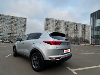 2018 Kia Sportage IV, серебристый, 1700000 рублей, вид 5