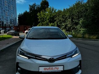 2018 Toyota Corolla XI (E160, E170, E180) Рестайлинг 1, белый, 1750000 рублей, вид 2