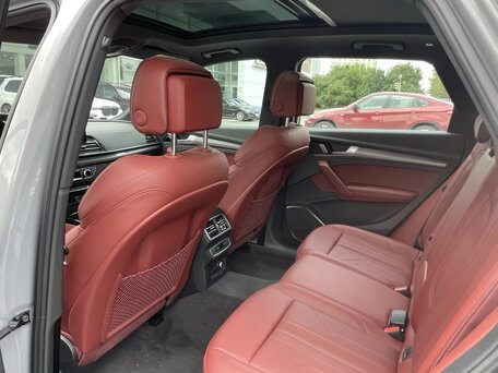 2024 Audi Q5 L 40 TFSI II (FY) Рестайлинг, серый, 5690000 рублей, вид 4