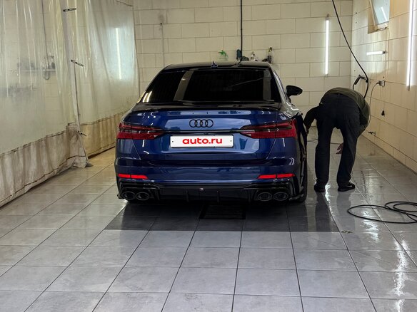 2018 Audi A6 55 TFSI V (C8), синий, 4850000 рублей - вид 3