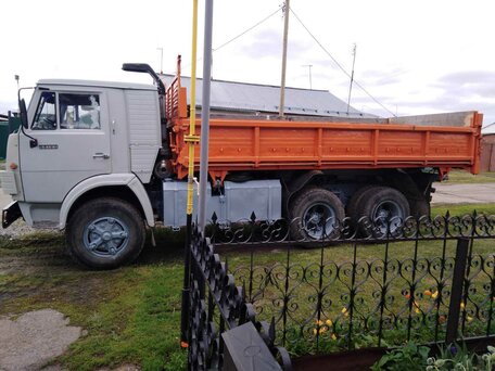 1985 КамАЗ 55102, серый, 950000 рублей, вид 1