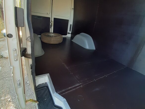 2015 Mercedes-Benz Sprinter Classic, белый, 2500000 рублей - вид 3