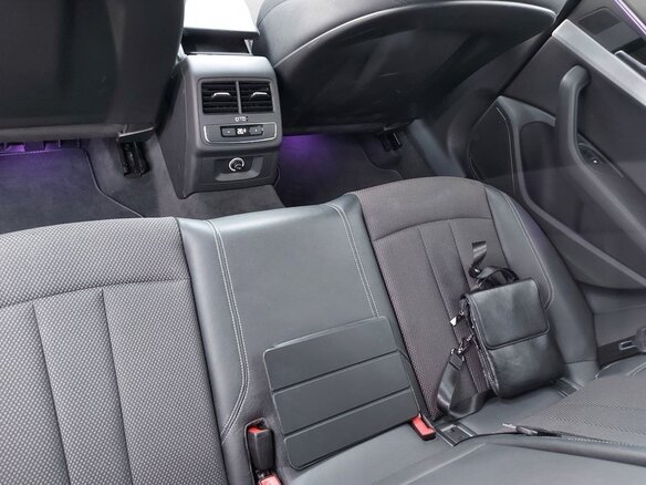 2018 Audi A4 ultra V (B9), чёрный, 2490000 рублей - вид 10