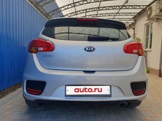 2015 Kia Ceed II Рестайлинг, серебристый, 1050000 рублей, вид 4