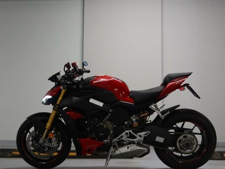 2022 Ducati Streetfighter V4, красный, 1999999 рублей, вид 2