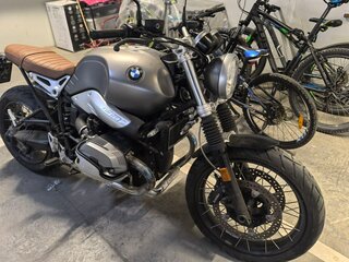 2016 BMW R Nine T Scrambler, серебристый, 1500000 рублей, вид 2