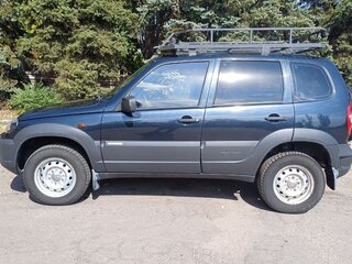 2011 Chevrolet Niva I Рестайлинг, чёрный, 550000 рублей, вид 4
