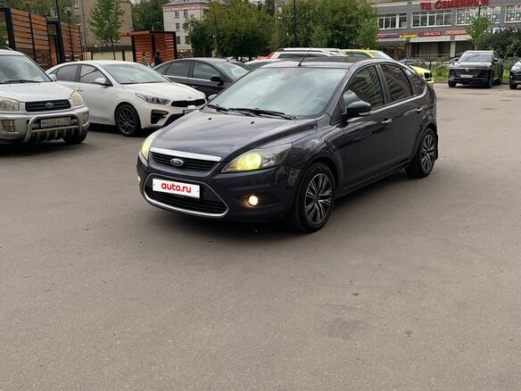 2010 Ford Focus II Рестайлинг, серый, 750000 рублей - вид 3