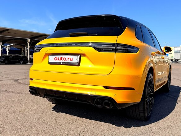 2019 Porsche Cayenne III, жёлтый, 4990000 рублей - вид 26
