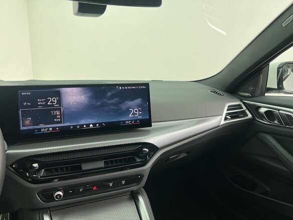 2025 BMW 4 серии 420i G22, G23, G26 Рестайлинг, белый - вид 17