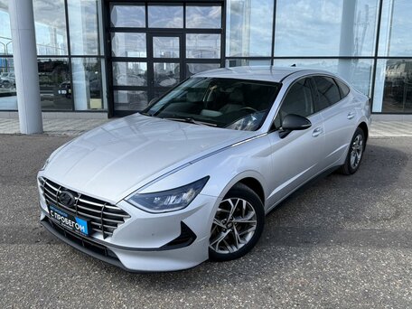 2021 Hyundai Sonata VIII (DN8), серебристый, 1755000 рублей, вид 1