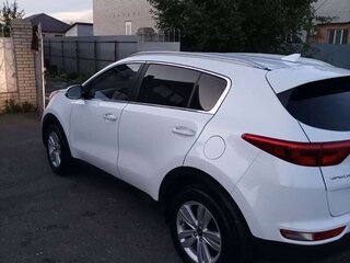 2017 Kia Sportage IV, белый, 1950000 рублей, вид 1
