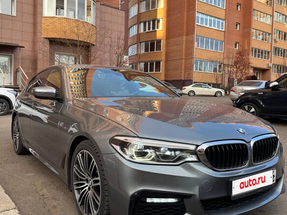 2019 BMW 5 серии 530d xDrive VII (G30/G31/G38), серый, 4300000 рублей - вид 1