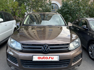 2012 Volkswagen Touareg II, коричневый, 1700000 рублей, вид 3