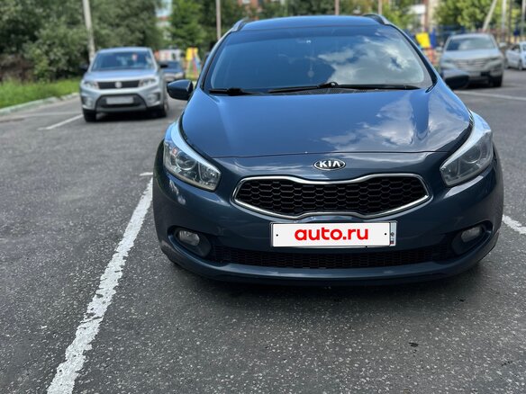 2012 Kia Ceed II, серый, 950000 рублей