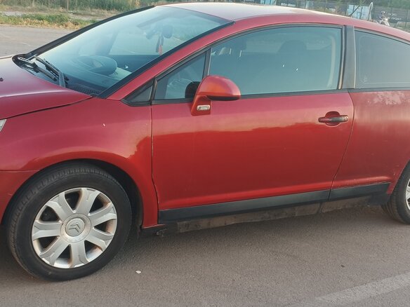 2008 Citroen C4 I Рестайлинг, красный, 350000 рублей - вид 3