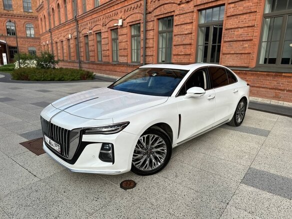 2023 Hongqi H5 II, белый, 4685561 рублей