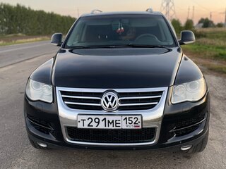 2008 Volkswagen Touareg I Рестайлинг, чёрный, 980000 рублей, вид 4
