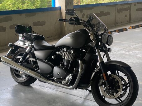 2013 Triumph Thunderbird Storm, серебристый, 1300000 рублей, вид 5