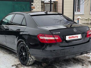 2009 Mercedes-Benz E-Класс 220 5G-Tronic IV (W212, S212, C207), чёрный, 1350000 рублей, вид 5