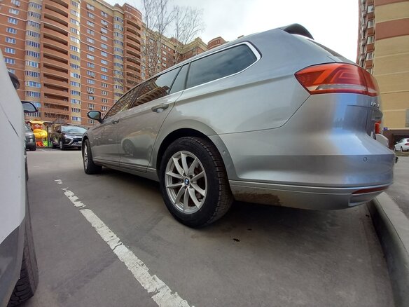 2017 Volkswagen Passat B8, серый, 1750000 рублей - вид 5