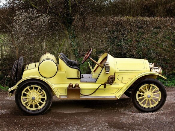 1914 Overland Roadster, жёлтый - вид 3