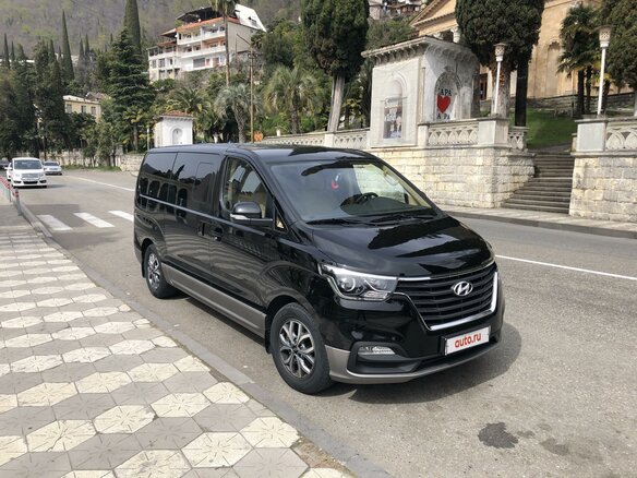 2019 Hyundai H-1 II Рестайлинг 2, чёрный, 2700000 рублей - вид 4