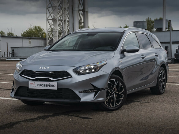 2022 Kia Ceed III Рестайлинг, серый