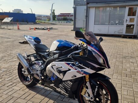 2017 BMW S 1000 RR, белый, 1390000 рублей, вид 3