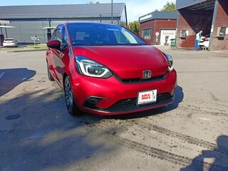 2020 Honda Fit IV, красный, 1450000 рублей, вид 3