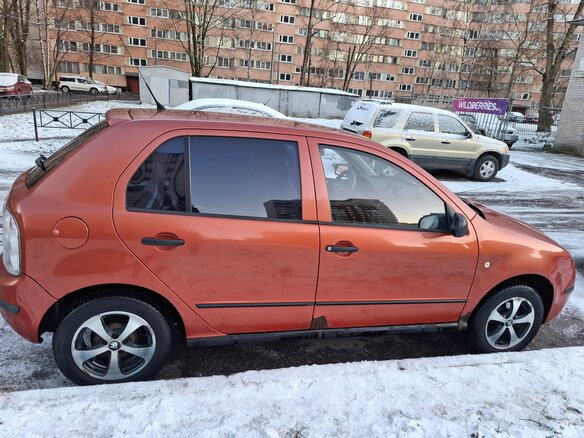 2006 Skoda Fabia I Рестайлинг, оранжевый, 350000 рублей - вид 2