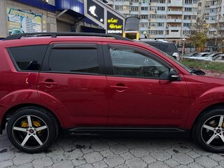 2010 Mitsubishi Outlander II Рестайлинг, красный, 1550000 рублей, вид 3