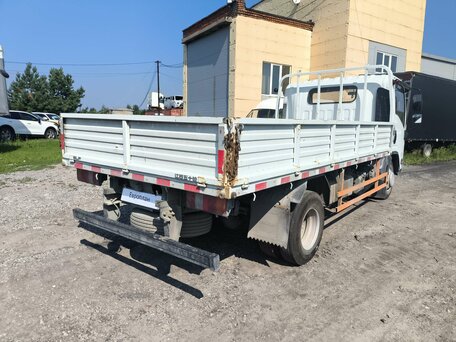 2024 Isuzu Elf (N-series), белый, 2788000 рублей, вид 3