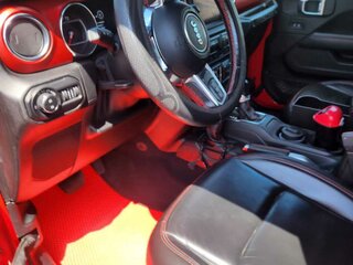 2020 Jeep Wrangler IV (JL), красный, 5500000 рублей, вид 5