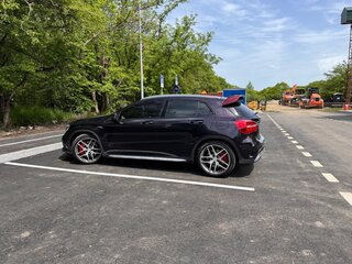2014 Mercedes-Benz GLA AMG 45 AMG I (X156), фиолетовый, 2500000 рублей, вид 3