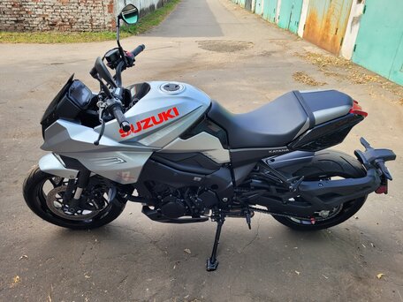 2019 Suzuki GSX-S 1000S Katana, серебристый, 950000 рублей, вид 2