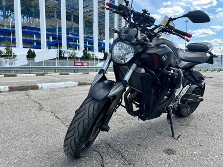 2014 Yamaha MT-07 (FZ-07), серый, 650000 рублей, вид 2