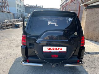 2010 Mitsubishi Pajero IV, чёрный, 2400000 рублей, вид 5