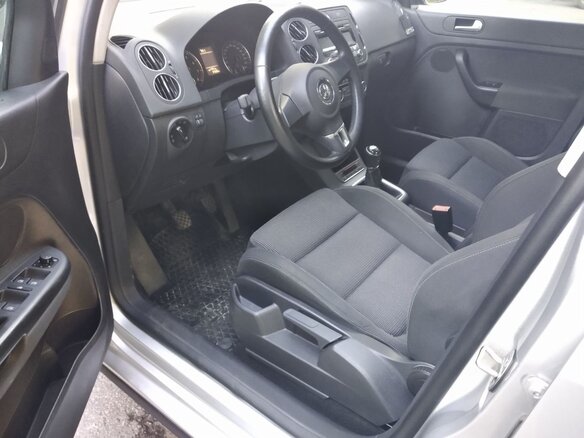 2012 Volkswagen Golf Plus II, серебристый, 1350000 рублей - вид 7