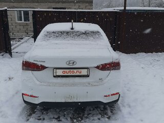 2019 Hyundai Solaris II, белый, 1500000 рублей, вид 2