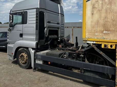 2004 MAN TGA, серебристый, 2400000 рублей, вид 4