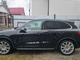 2013 Porsche Cayenne II (958), чёрный, 2400000 рублей, вид 2